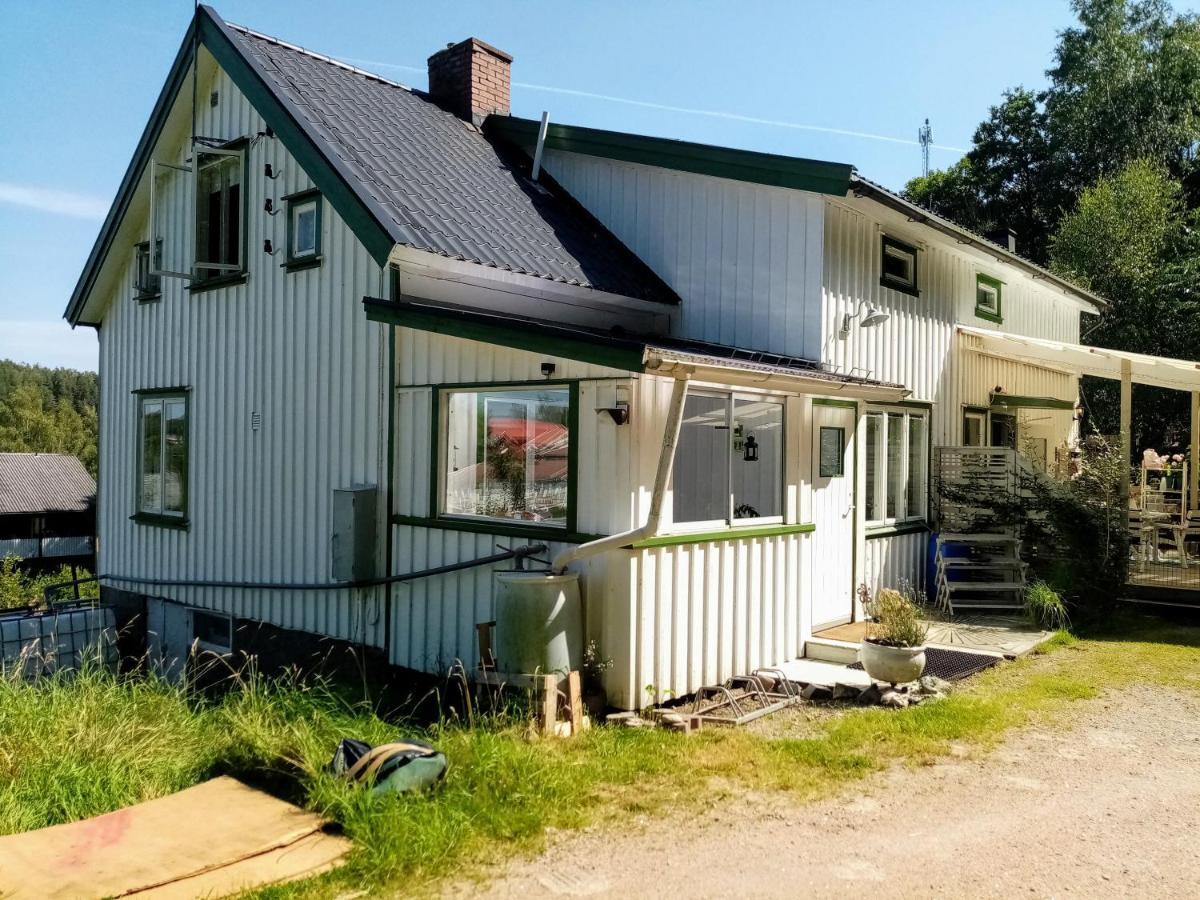 Ferienwohnung Laegenhet Naturnaera I Henån Exterior foto