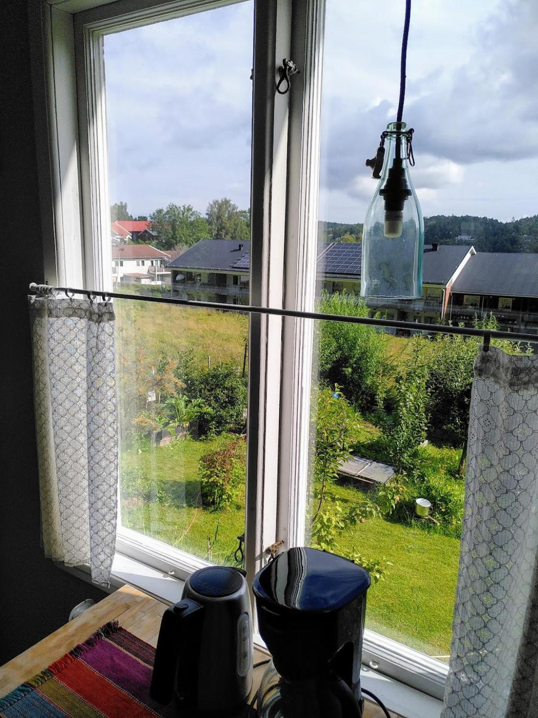 Laegenhet Naturnaera I Henån Exterior foto