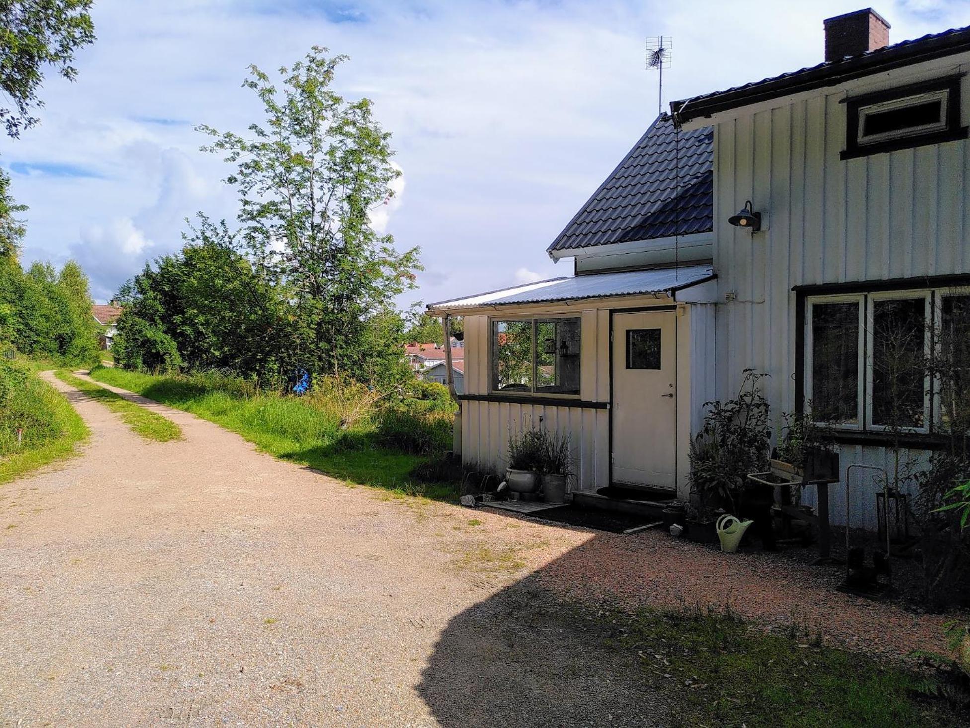 Laegenhet Naturnaera I Henån Exterior foto